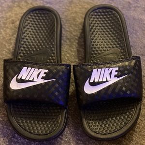 NIKE Slide Sandals